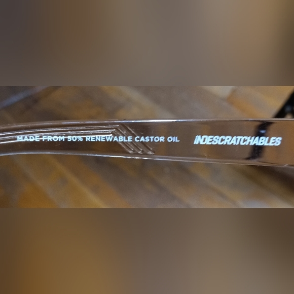 INDESCRATCHABLES / RENEW CRYSTAL ICICLE SUNGLASSES - Picture 4 of 7